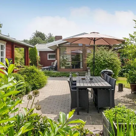 Feriehus Gorgeous In With Kitchen Nordenbro Vesteregn